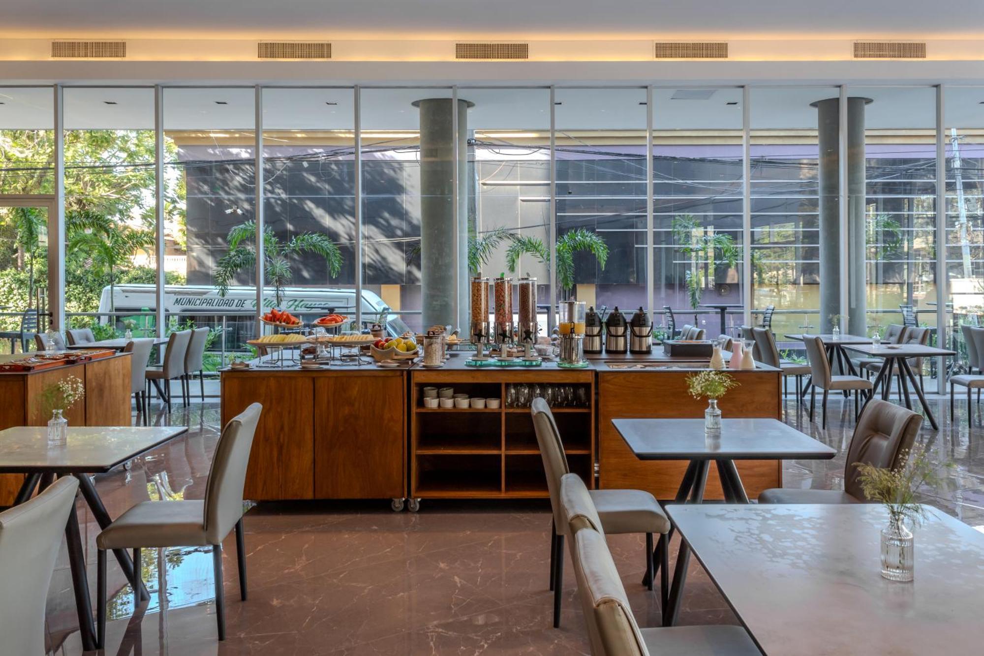 Hotel Tryp By Wyndham Asunción Zewnętrze zdjęcie