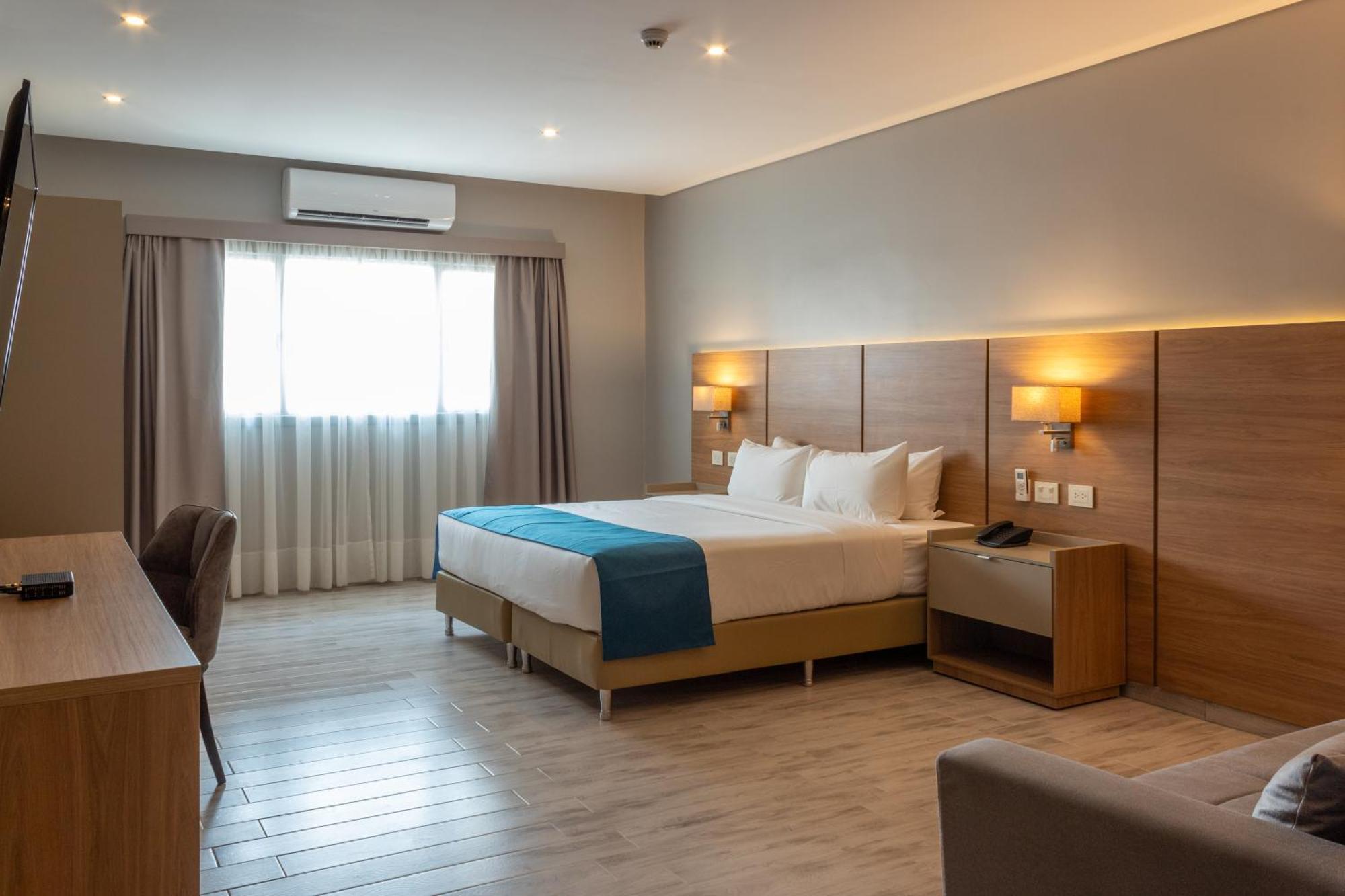 Hotel Tryp By Wyndham Asunción Zewnętrze zdjęcie