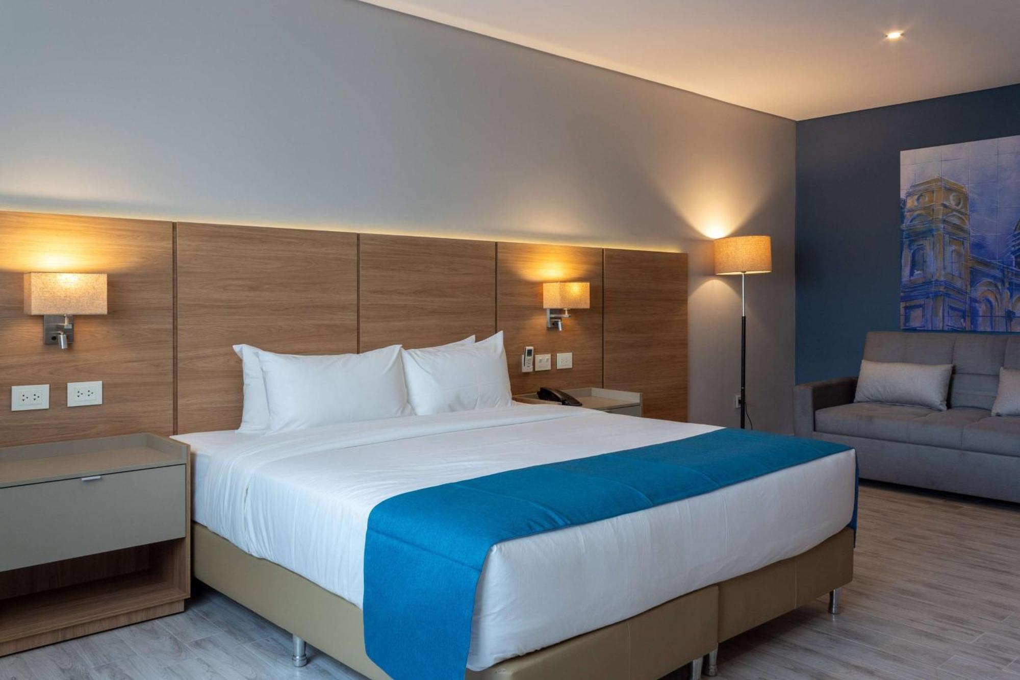 Hotel Tryp By Wyndham Asunción Zewnętrze zdjęcie